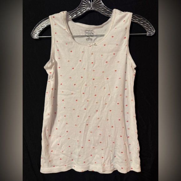 Trim Fit Strawberry Design Tank Top - Picture 4 of 8